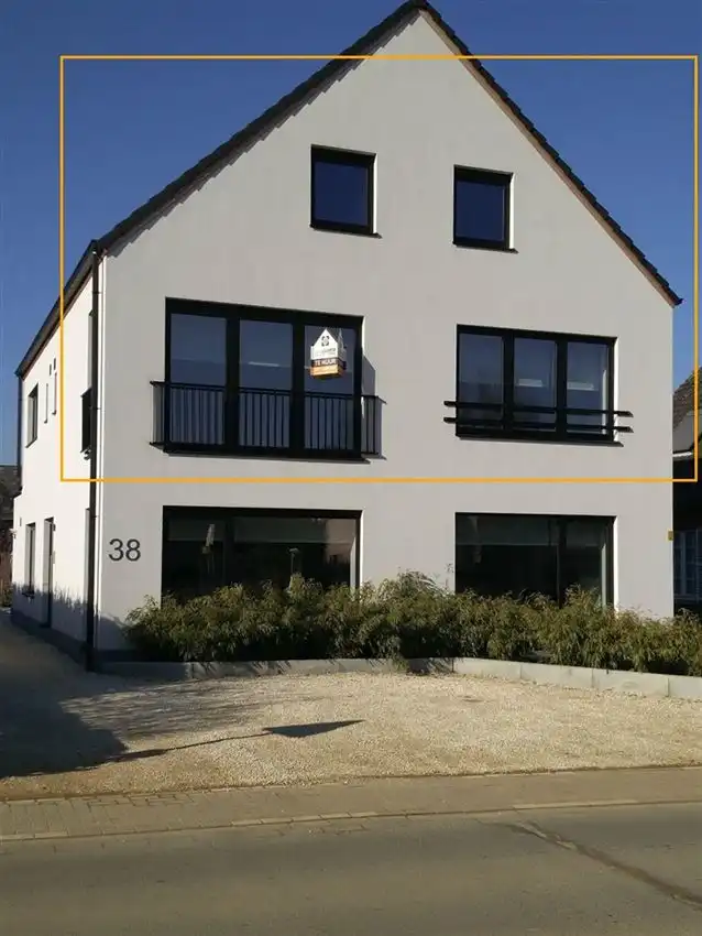 zonnige duplex, 2 slpk., autostaanplaats en tuindeel foto {{pictureIndex}}