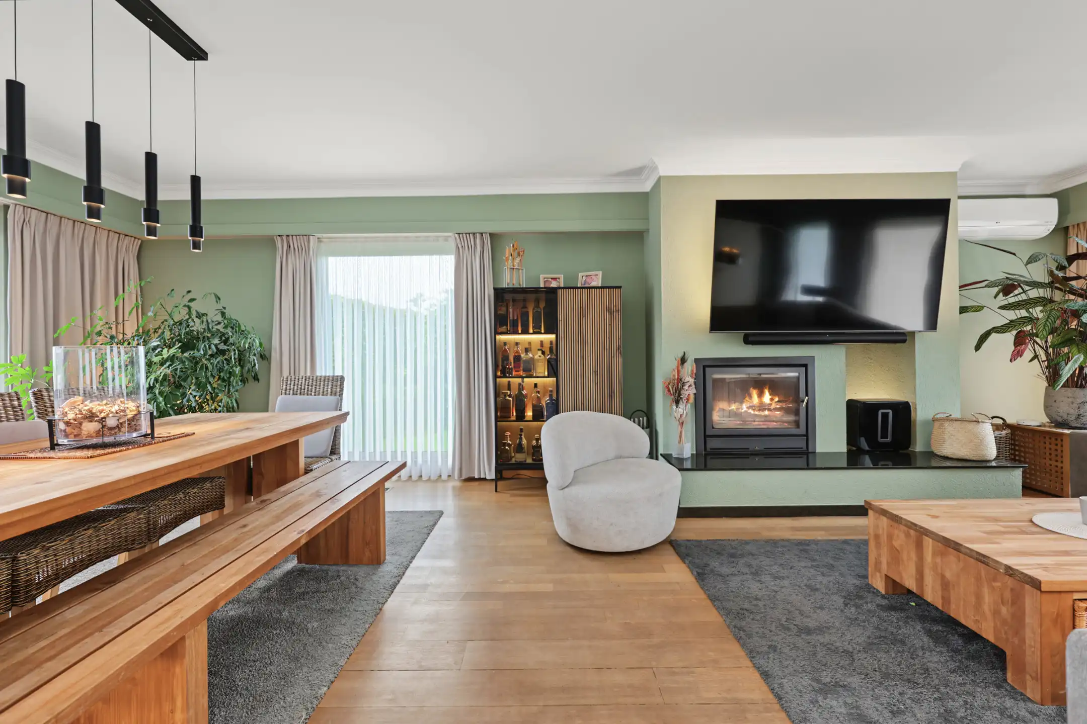 Ruime woning in rustige omgeving met tal van mogelijkheden foto 5