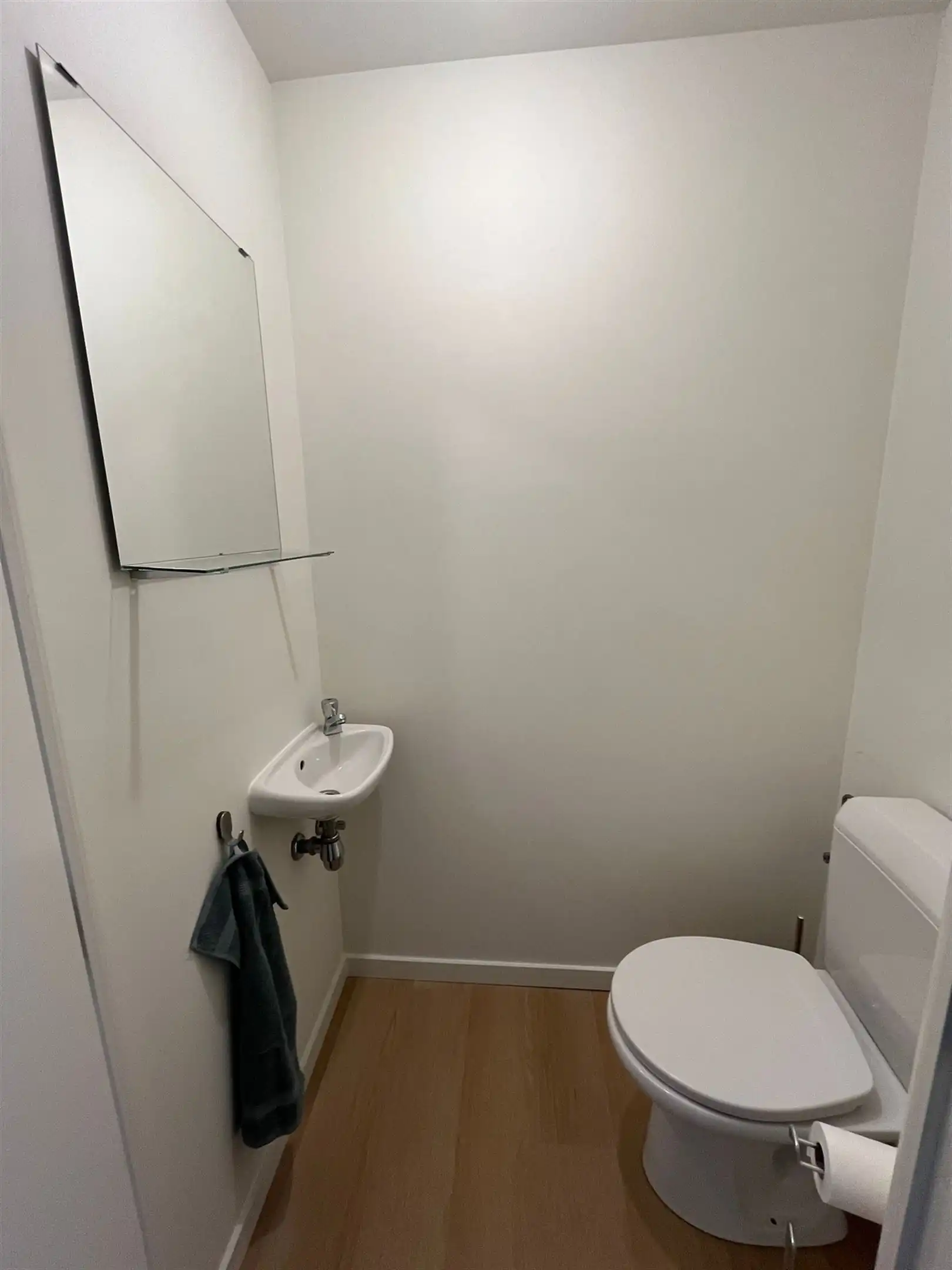Volledig gerenoveerd  gemeubeld éénslaapkamer appartement foto 21