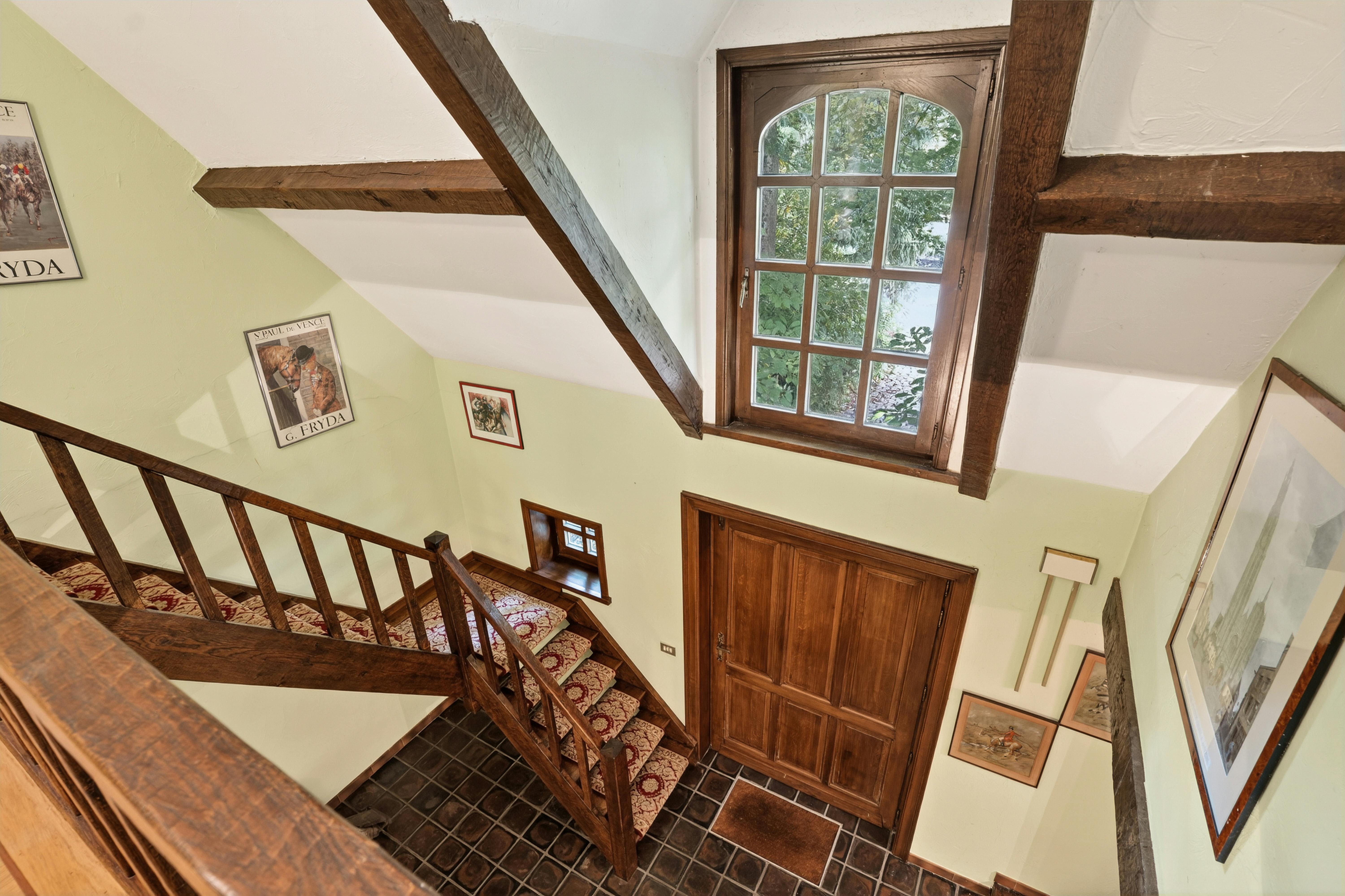 Karaktervolle villa met bijgebouw te koop in Schilde foto 5