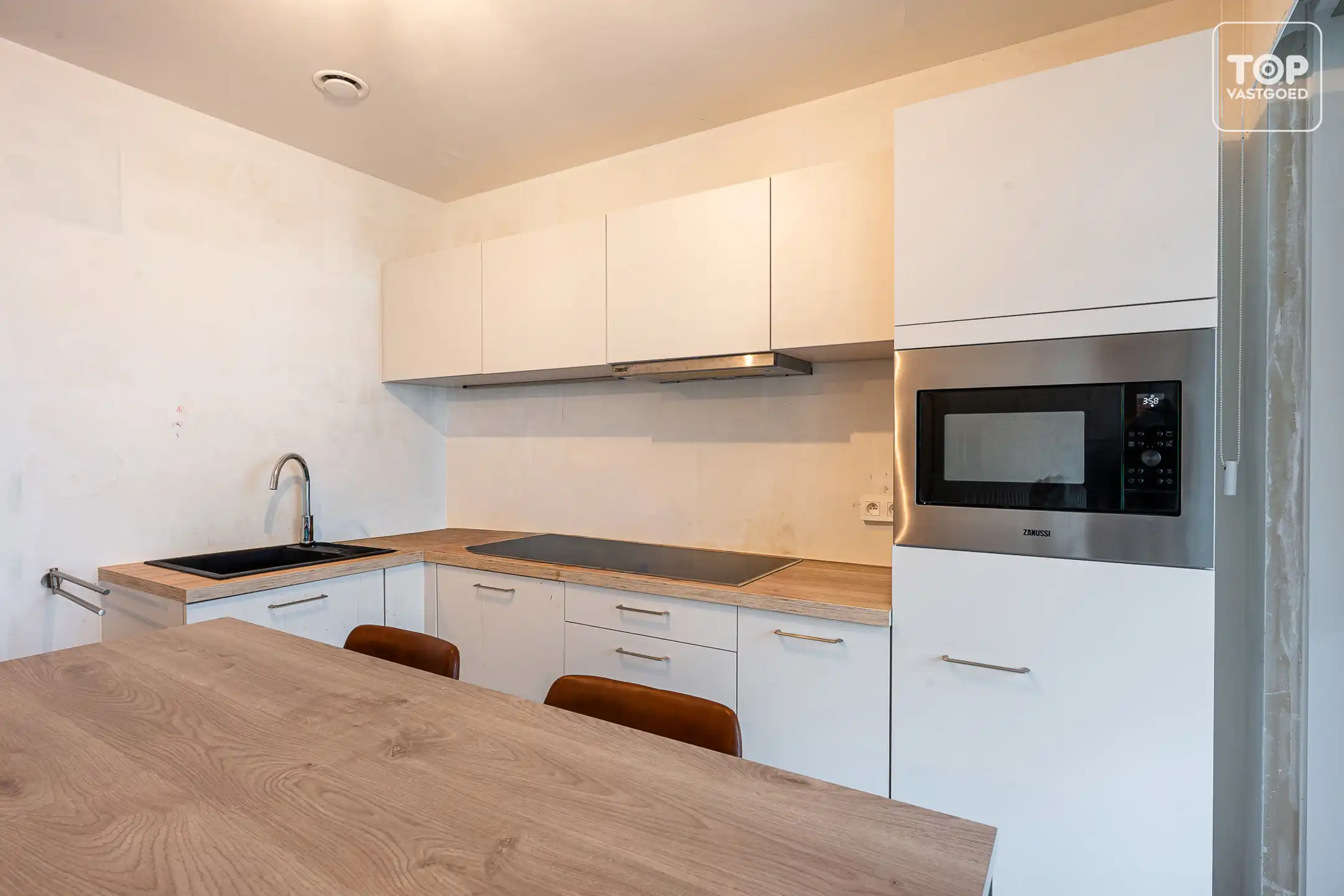Instapklaar gelijkvloers appartement met EPC A en gezellig terras foto 8