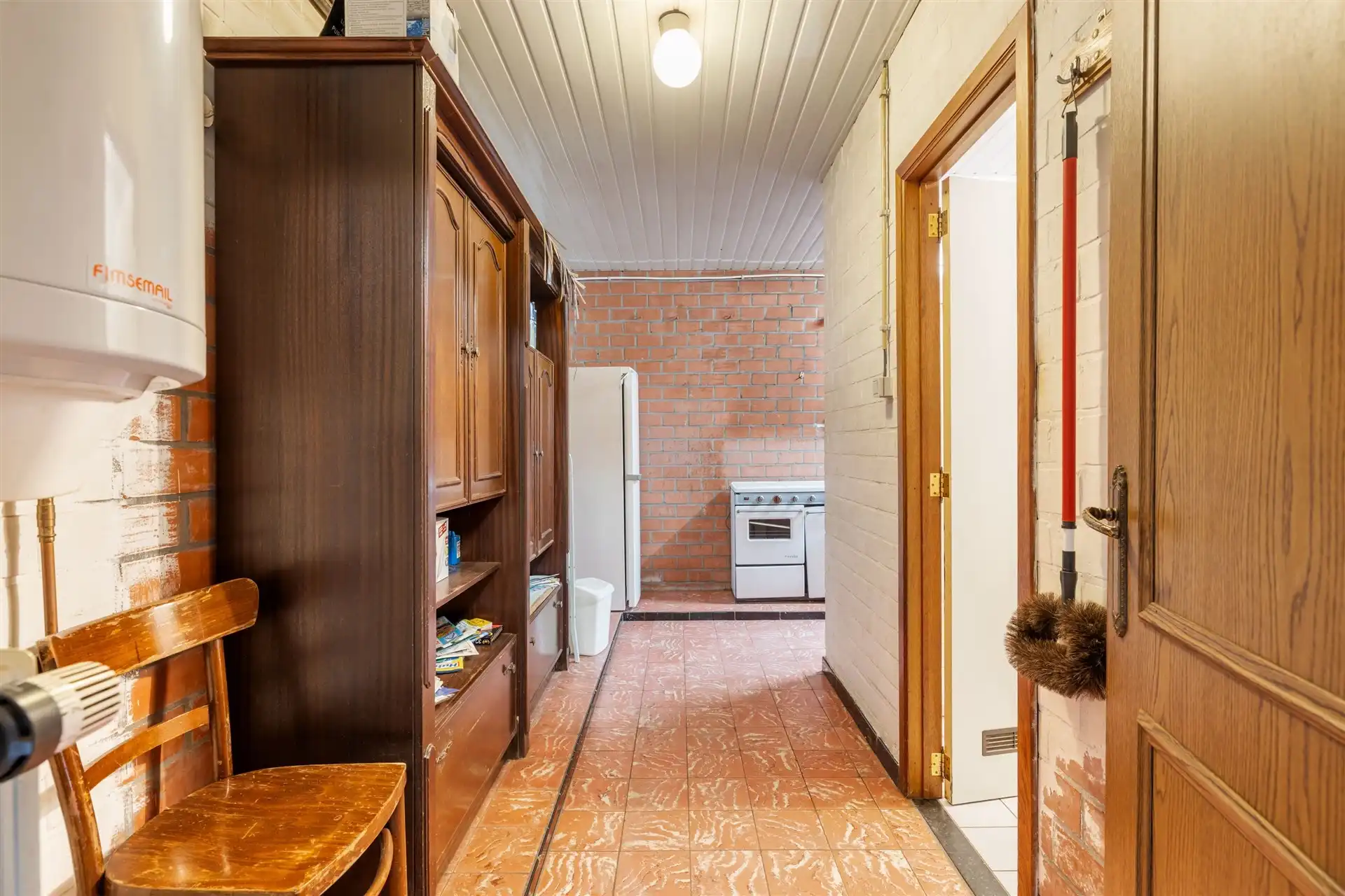 Te renoveren handelshuis op 320m² in De Klinge foto 13