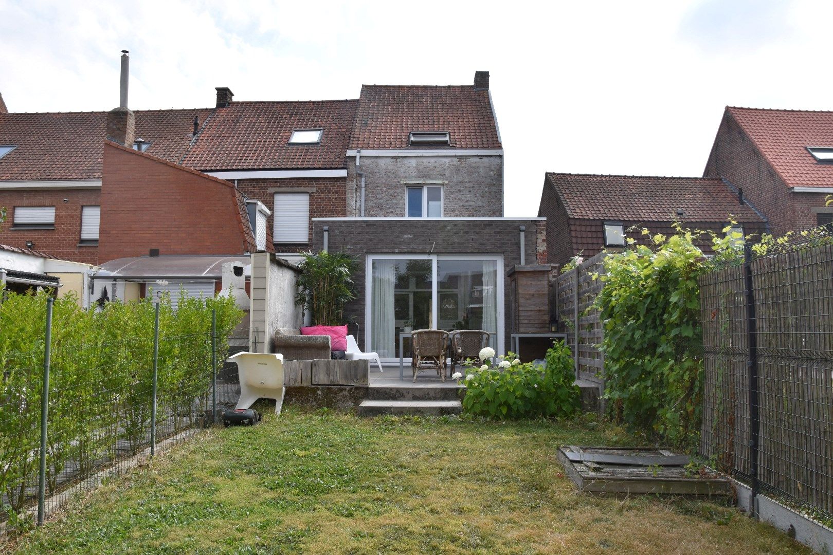 Charmante woning met 2 slaapkamers te Marke foto 13
