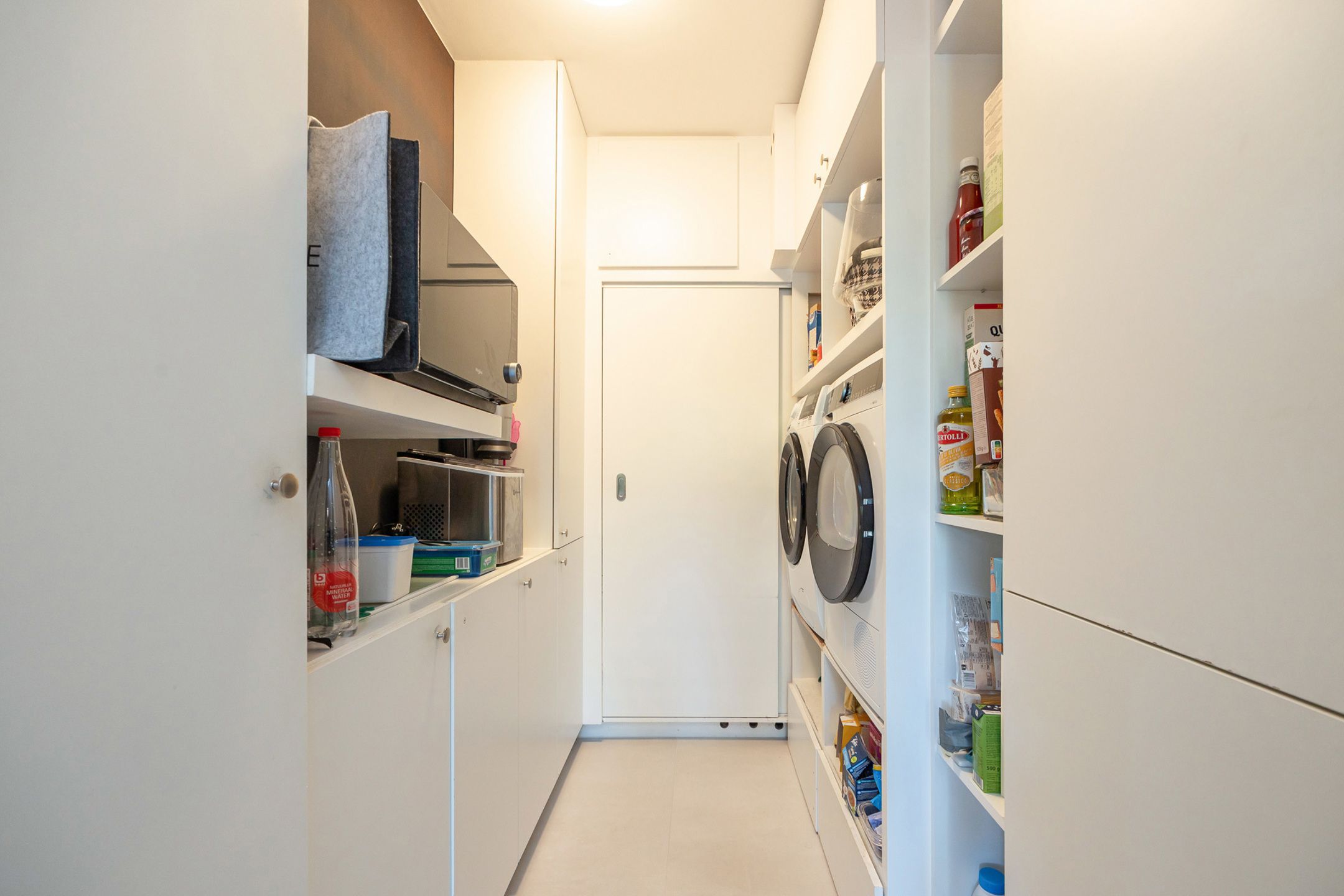 Knappe woning in pastoriestijl met 4 slpk & 2 badk foto 28