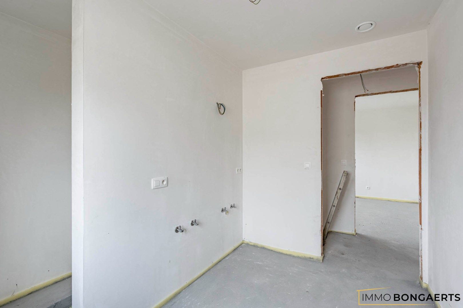 Moderne woning met drie slaapkamers  foto 26