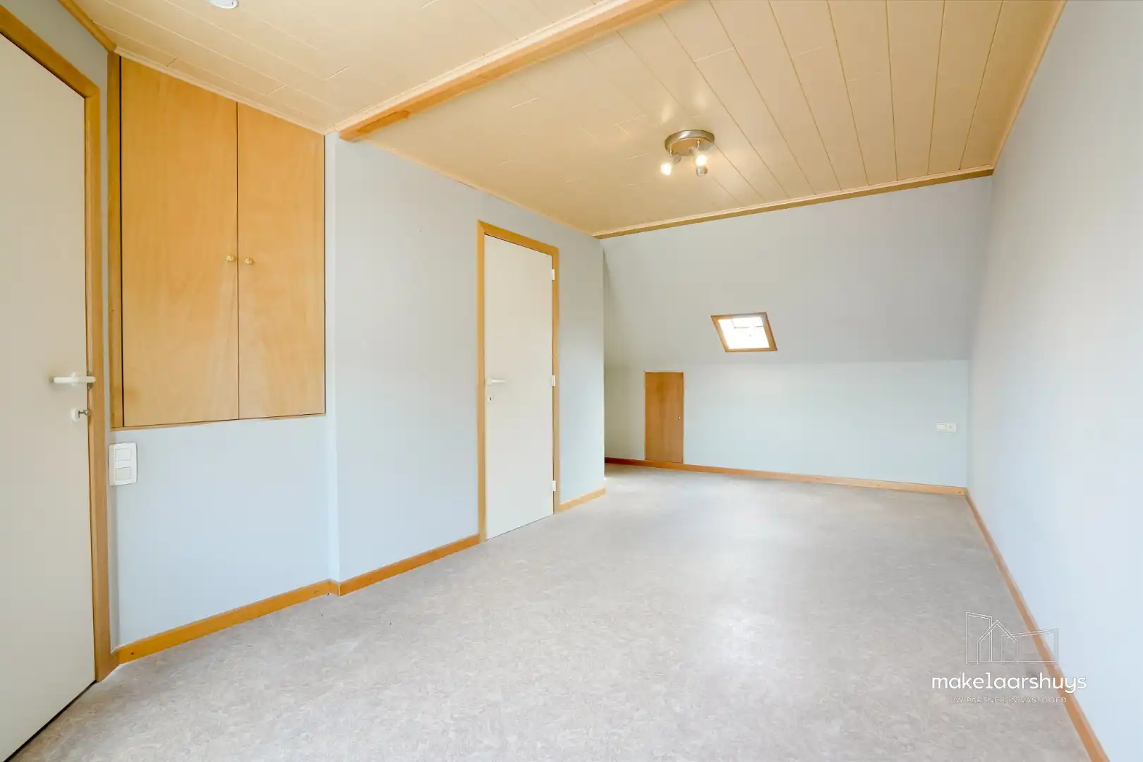 Duplex appartement/studio in de bloemekenswijk foto 9