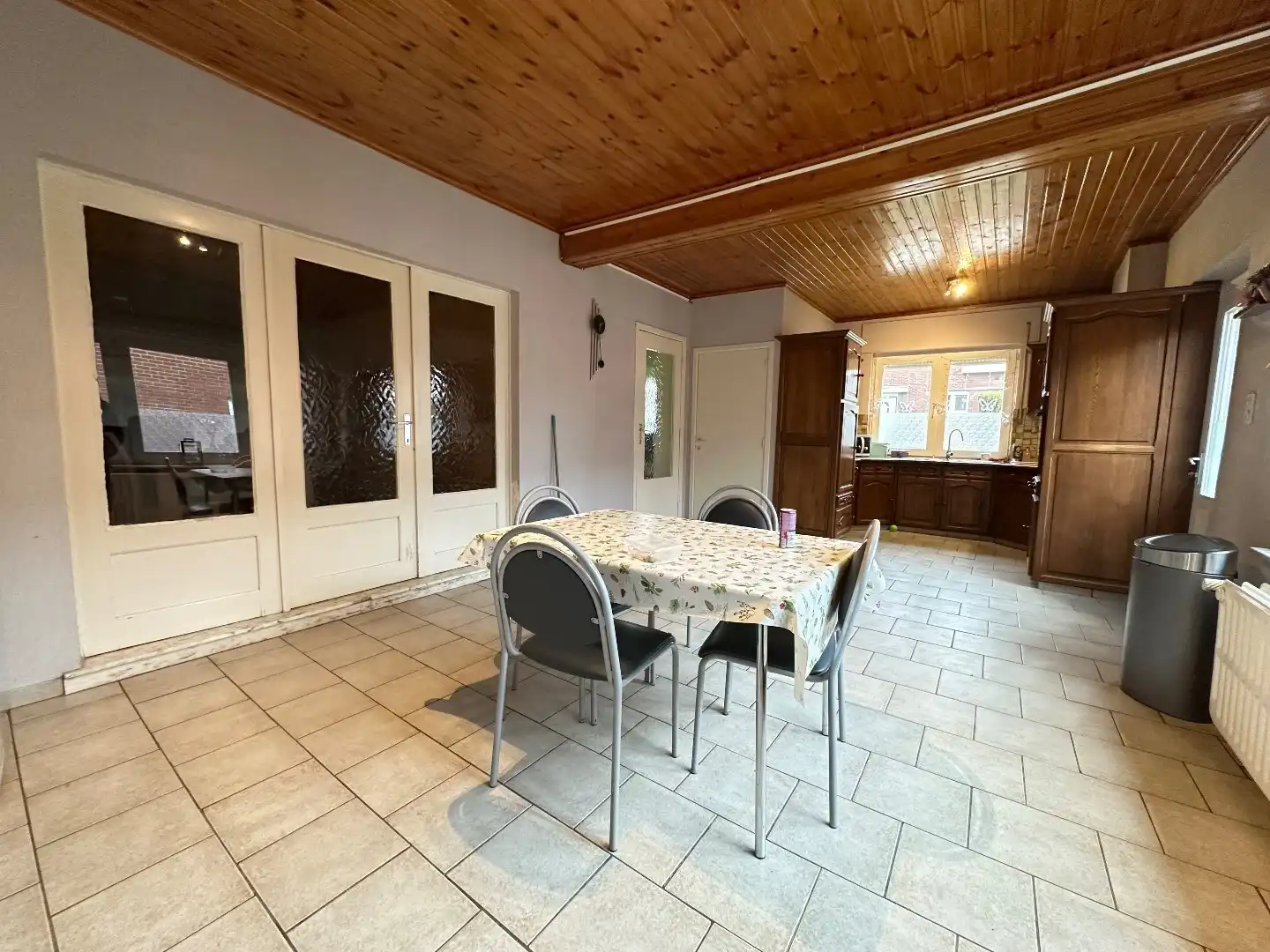 Ruime half open bebouwing met tuin en 3 slaapkamers in Tongeren-Borgloon. foto 5