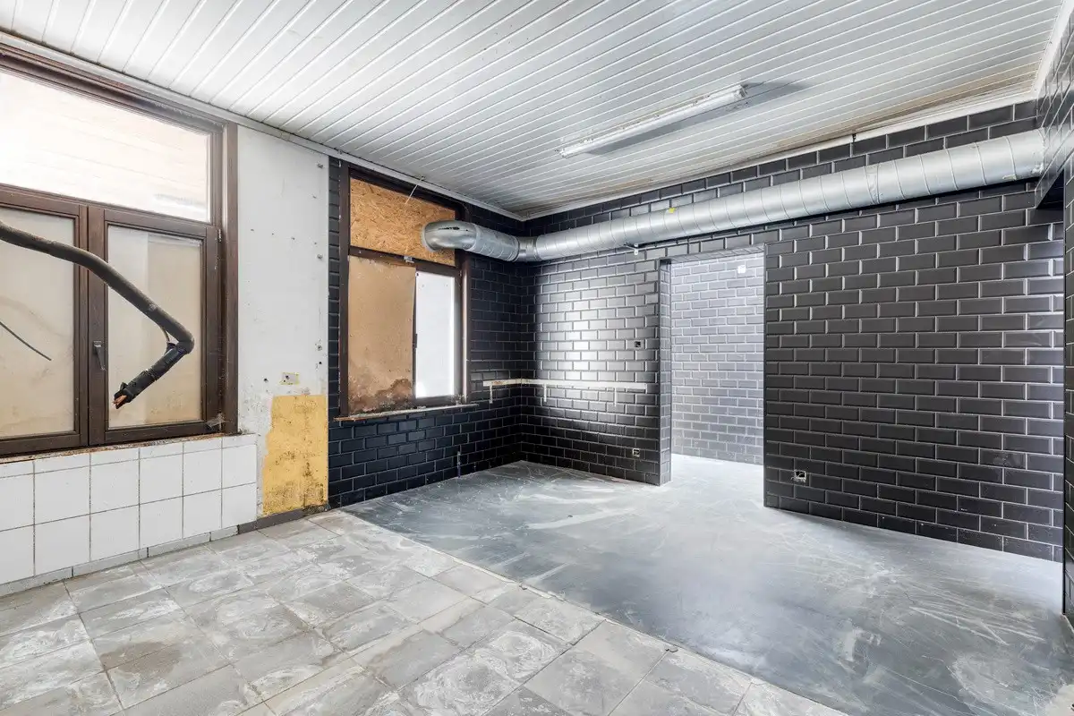 KANTOOR/PRAKTIJK met WOONST te BRUGGE foto 7