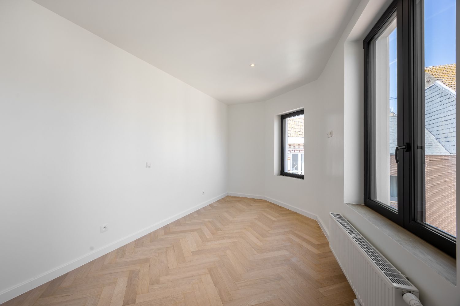 Recent gerenoveerd twee slaapkamer appartement vlakbij de Grote Markt foto 11
