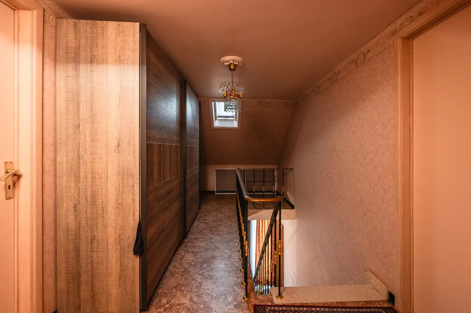 Alleenstaande woning van 291 m² met een loods van 473 m² en een schuur van 189 m² foto 24