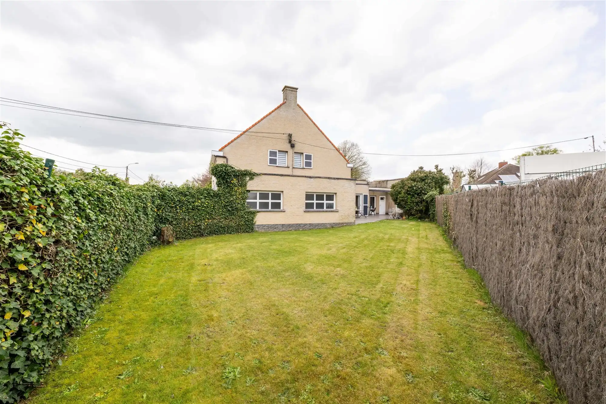 Woning met opslagplaats foto 5