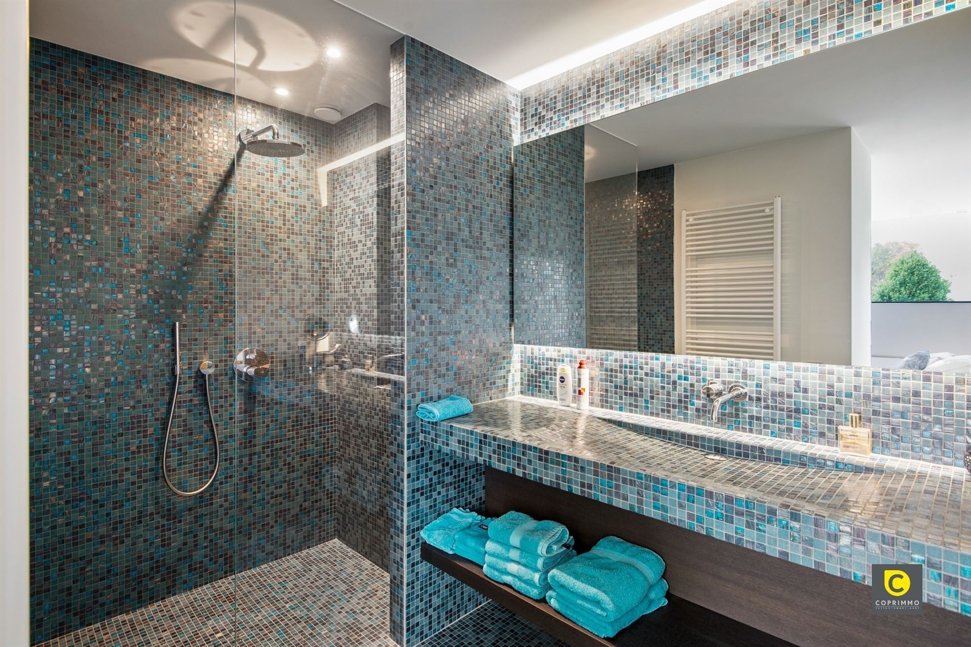 Villa: 6 slk , 4 badk. op 796 m² Z-w perceel  foto 17