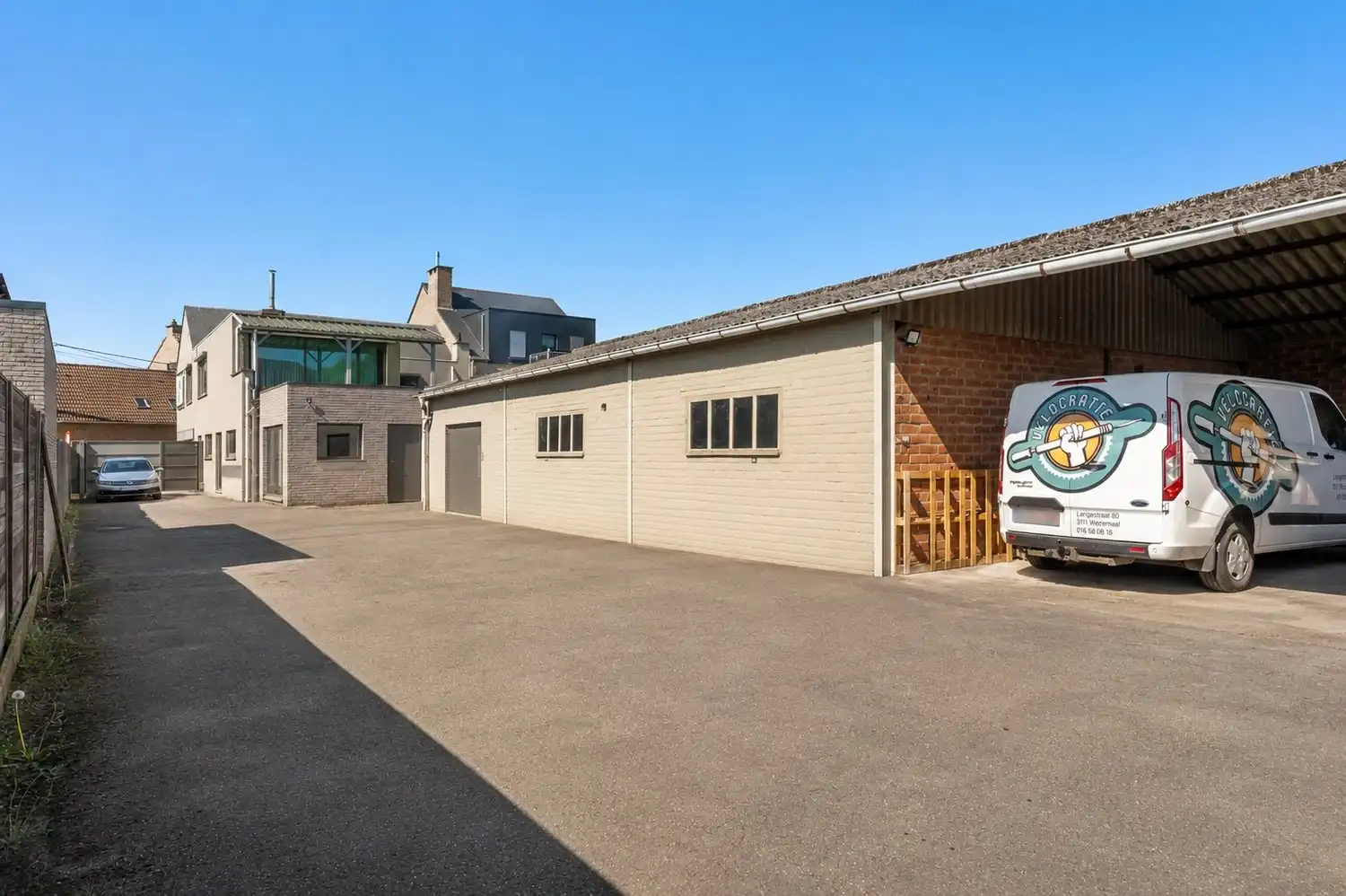 Commercieel pand met ruime handelsruimte, loods én drie-slaapkamer appartement van 160 m² in Wezemaal ! foto 16
