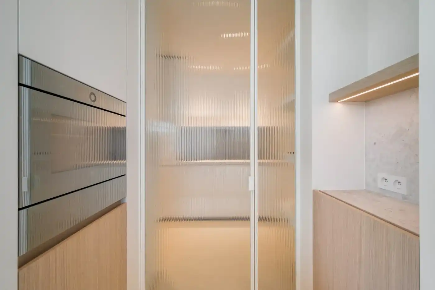 Nieuwbouw onder registratierechten! Villa met zonovergoten leefruimtes en een tijdloos design foto 13