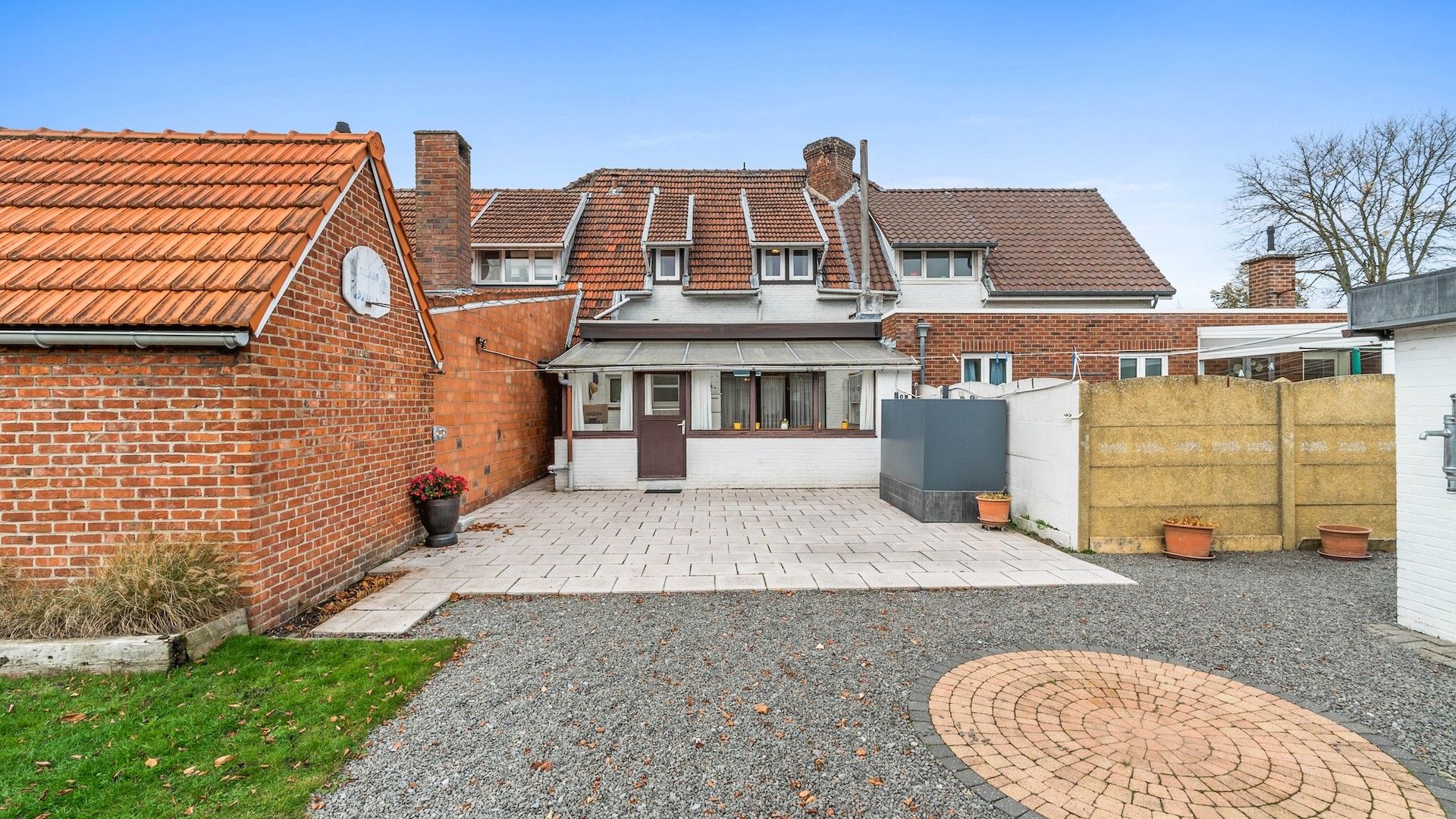 Te renoveren woning (G.B.) met 3 slpkrs  te Genk foto 20