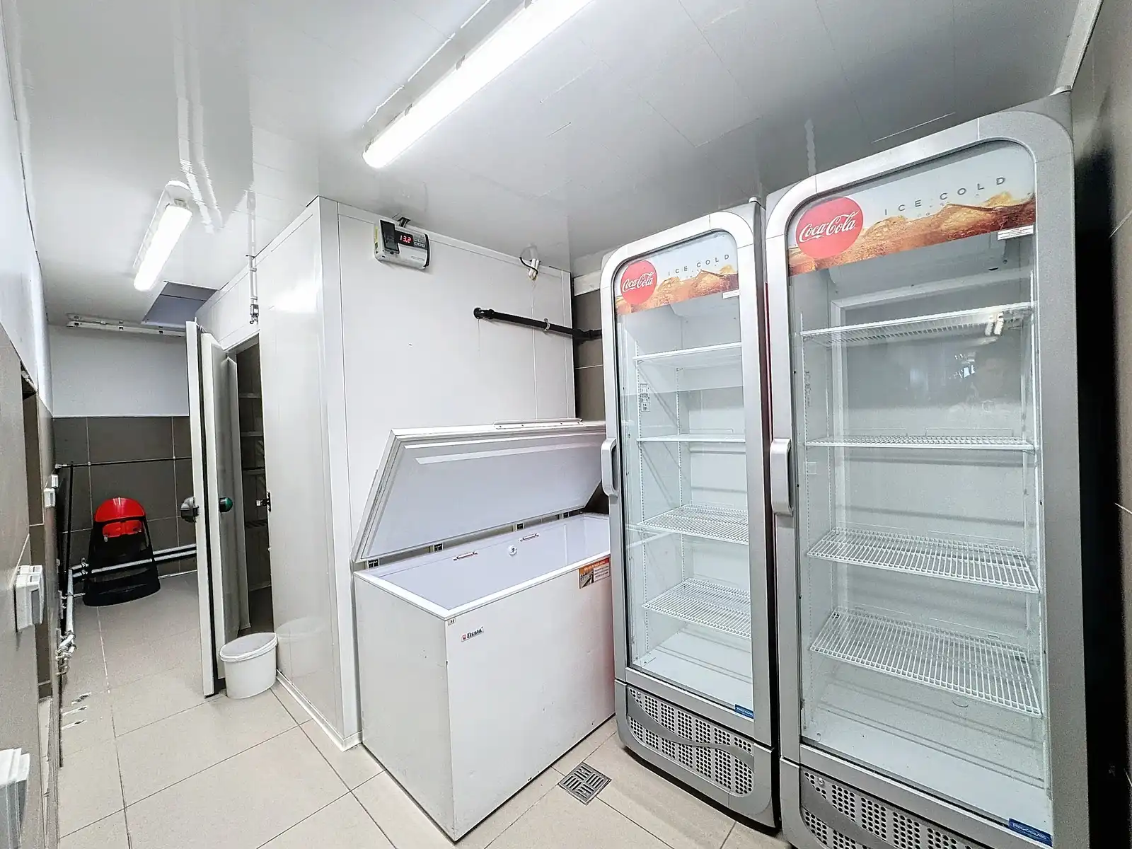 Uniek & exclusief aanbod: instapklaar (zo goed als nieuw) HORECAPAND (restaurant/brasserie), inclusief de VOLLEDIGE inboedel TE HUUR op de zeedijk te Zeebrugge! foto 20