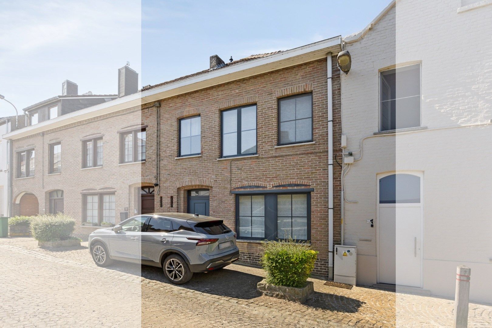 Instapklare woning nabij het centrum van Geraardsbergen foto {{pictureIndex}}