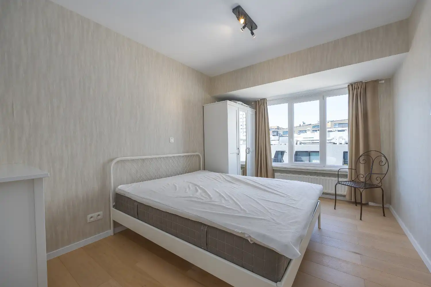 Gerenoveerd appartement in hartje Oostende foto 14