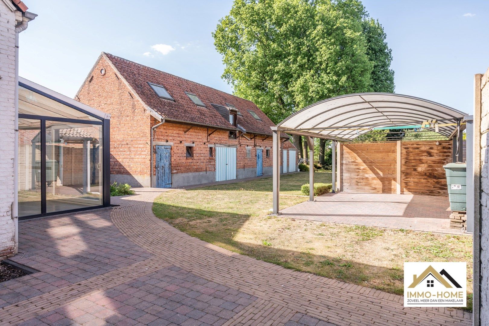 Ruime woning met bijgebouw als atelier!  foto 3