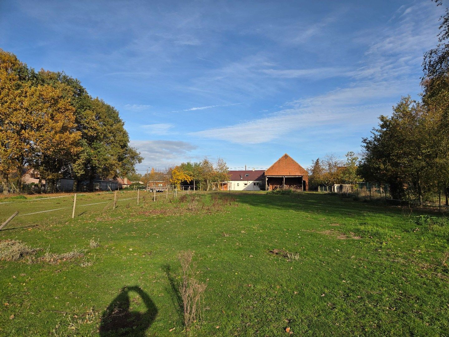 Woning met 3 slpks, schuur met 3 stallen en weiland op 2.288 m² nabij Geel-centrum ! foto 31