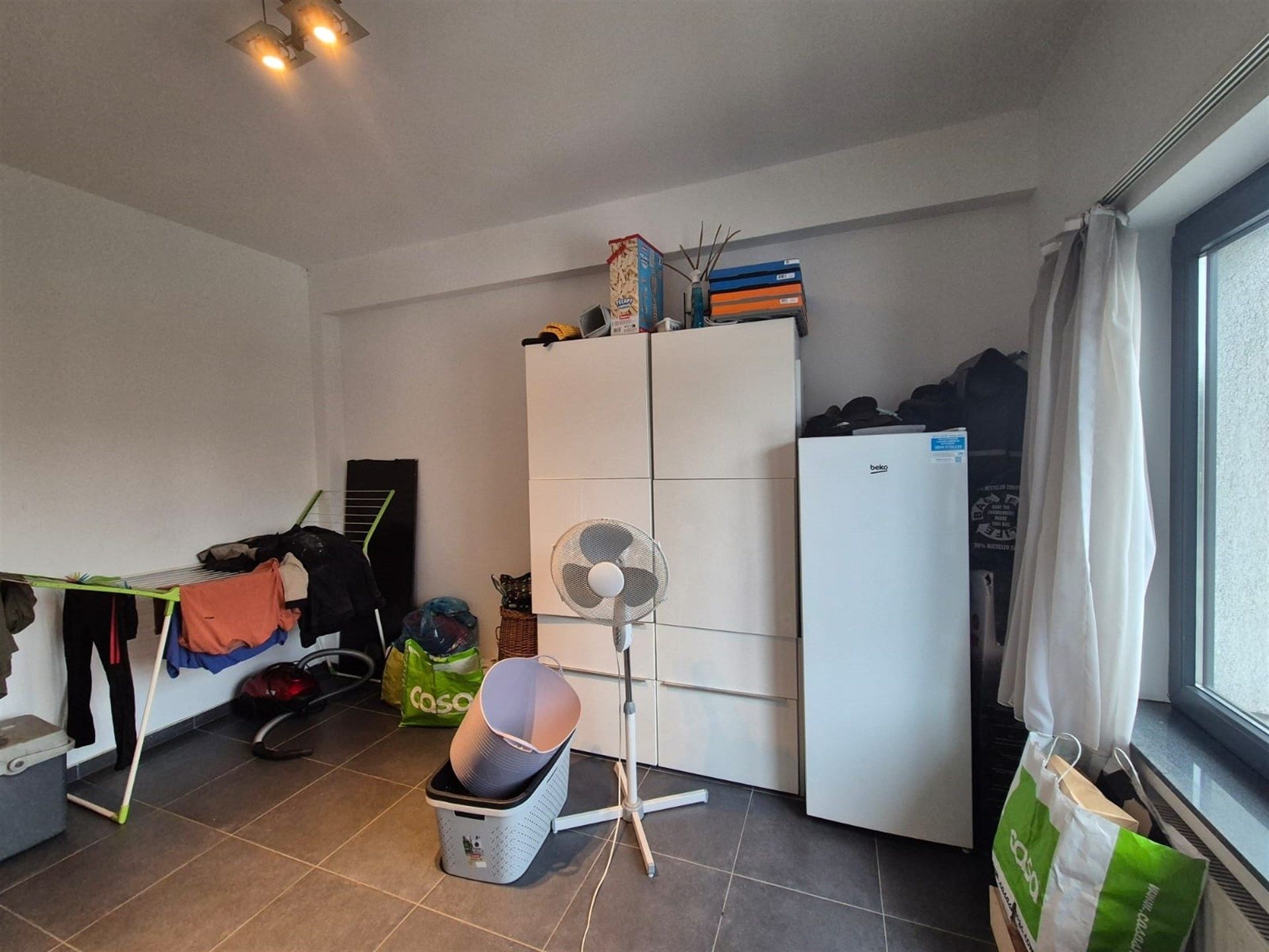 Gunstig gelegen 2 slaapkamer appartement. foto 14