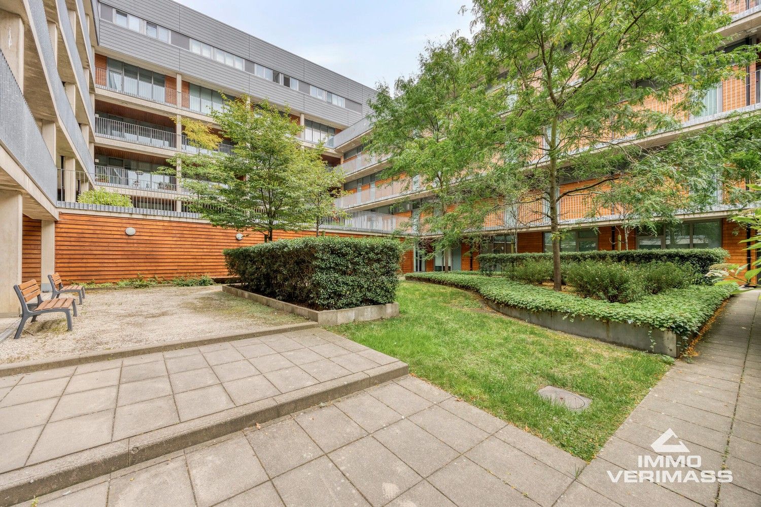 Instapklaar appartement met topligging in Leuven foto 9