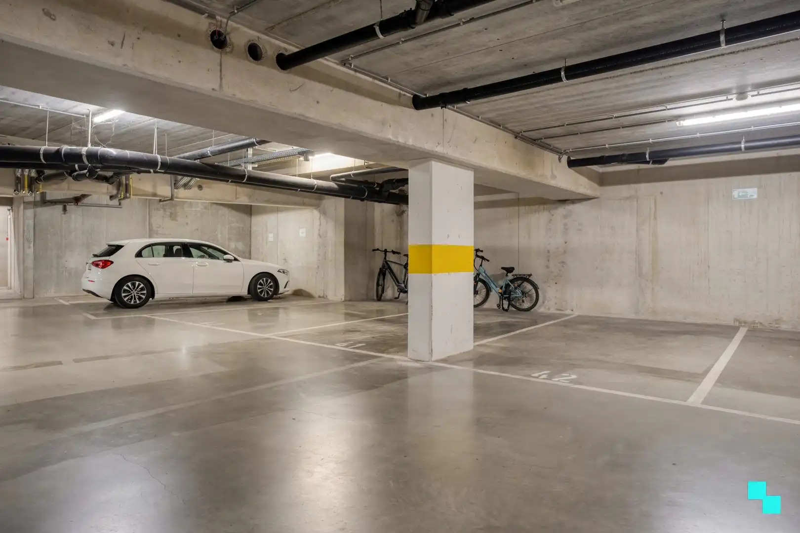 Gelijkvloerse, karaktervolle loft op voormalige brouwerijsite te Brugge foto 35