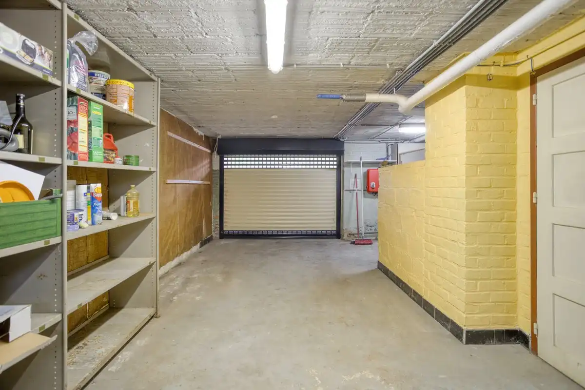 Op te frissen woning met twee slaapkamers op rustige locatie foto 9