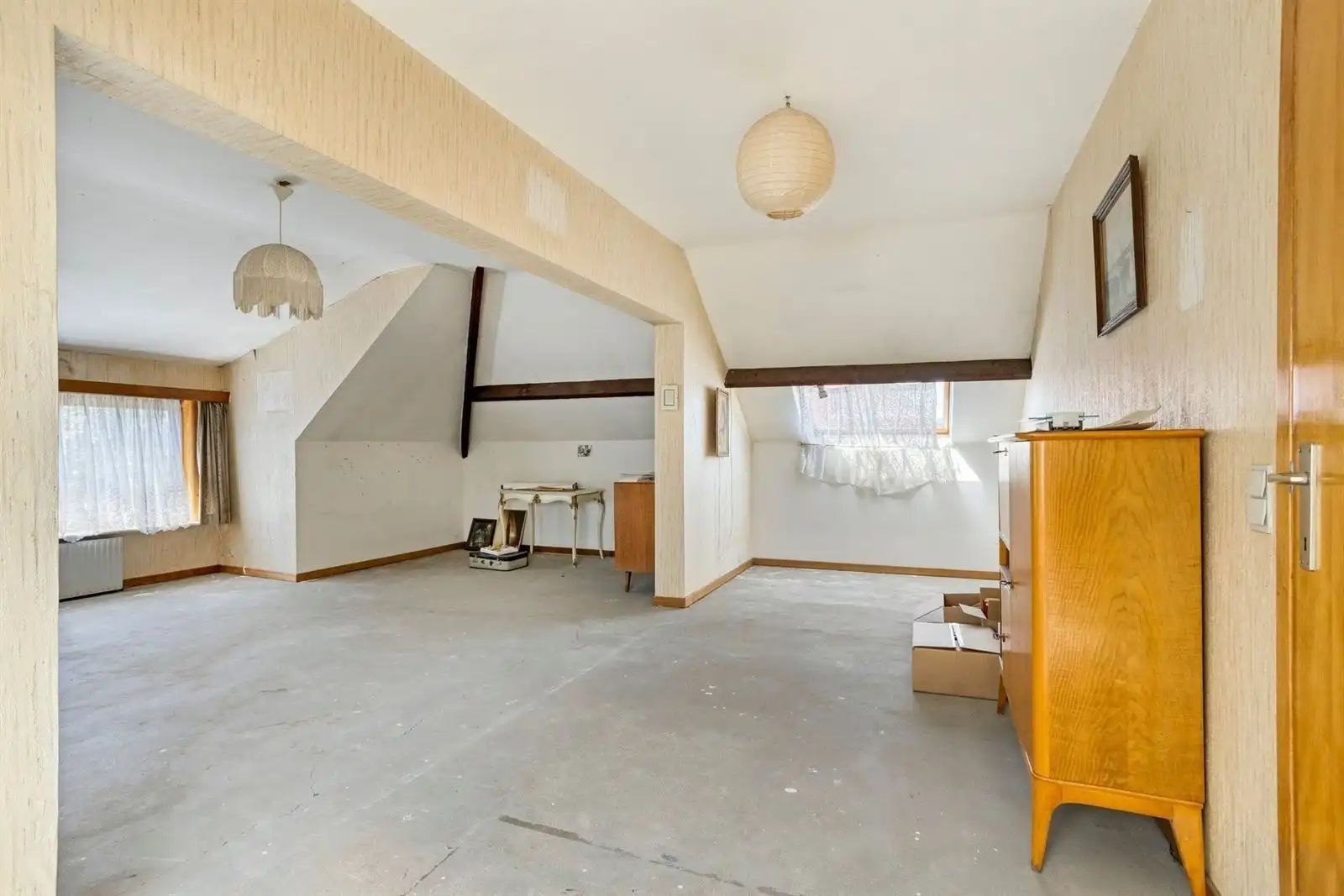 Te renoveren gezinswoning  (371 m²) met 5 slaapkamers op een perceel van 10a66ca te Huizingen foto 20
