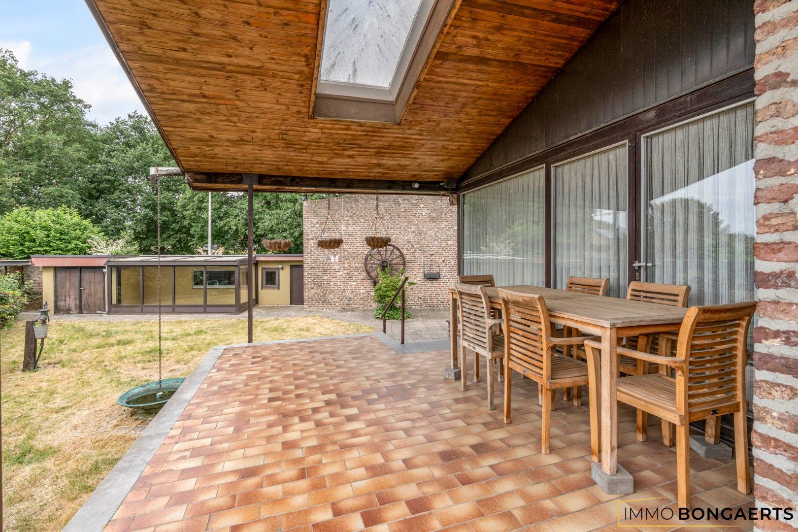 Ruime woning met vier slaapkamers  foto 27