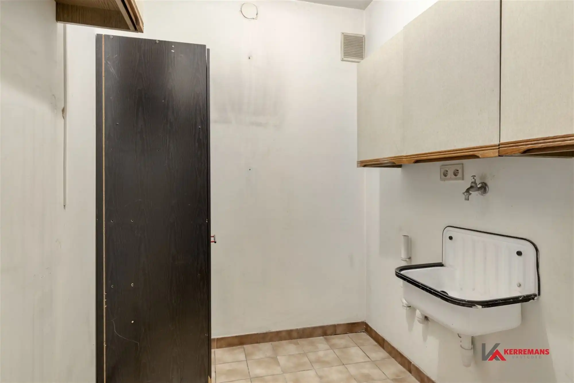 Instapklaar appartement met 3 slaapkamers en garage.  foto 17