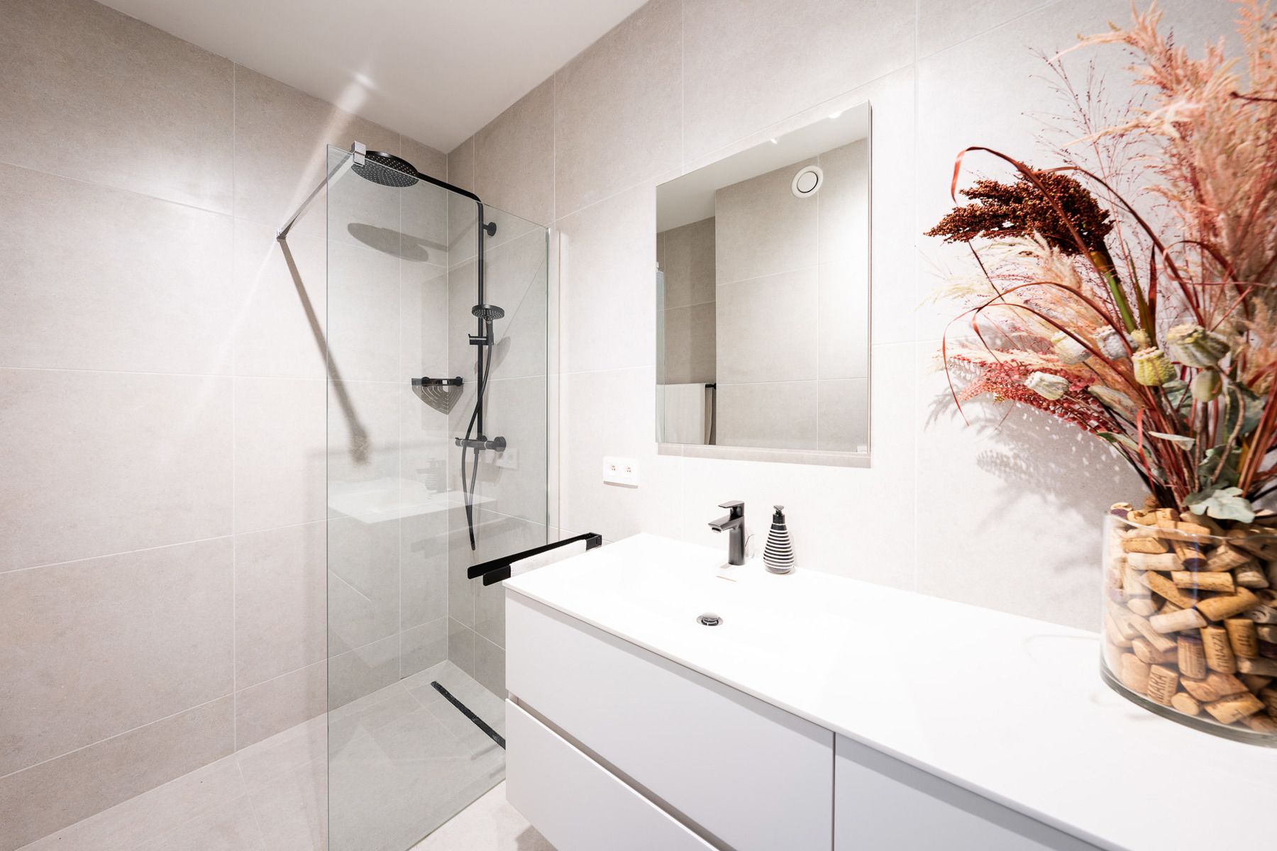 Luxe penthouse 3SLPKS en 2BKS met terras 60m2 aan de Botanic foto 17