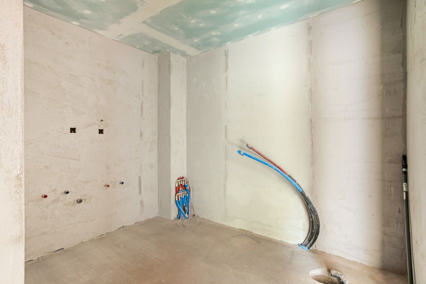 Verrassend ruime, te renoveren HOB met 5 slpk., garage/loods en tuin foto 23