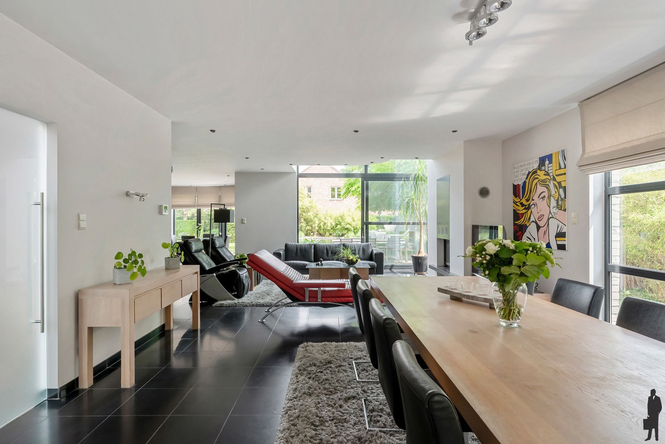 Instapklare woning met zwemvijver in Hoogstraten! foto 4