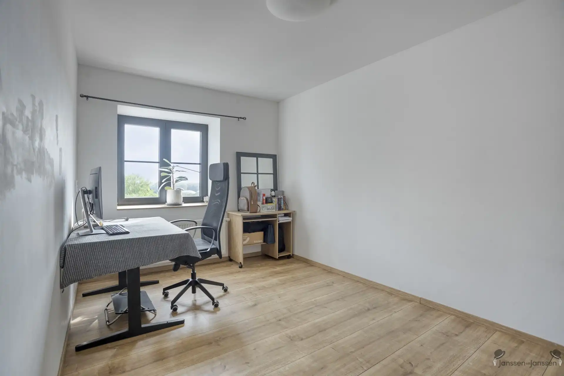 Gerenoveerde energiezuinige woning in het landelijke Budingen foto 11