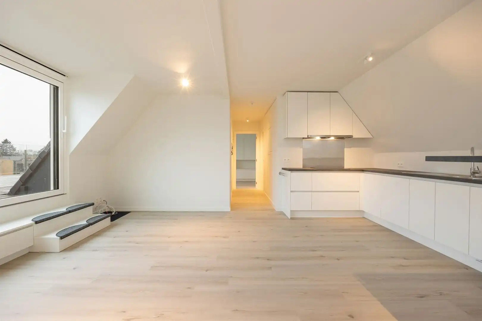 Mooi appartement met autostaanplaats foto {{pictureIndex}}