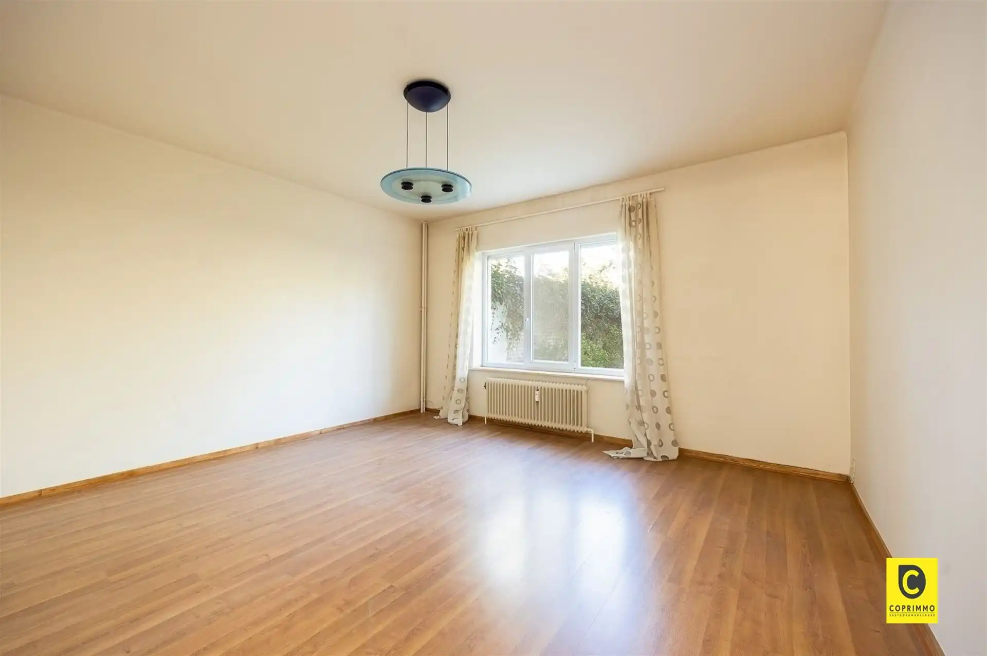 Charmant gelijkvloers appartement met tuin! foto 8
