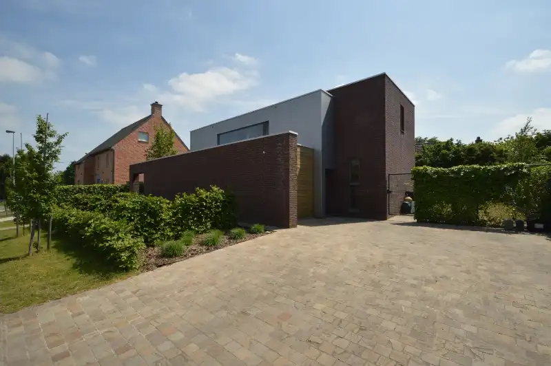 Moderne villa met prachtige tuin op topligging! foto 2