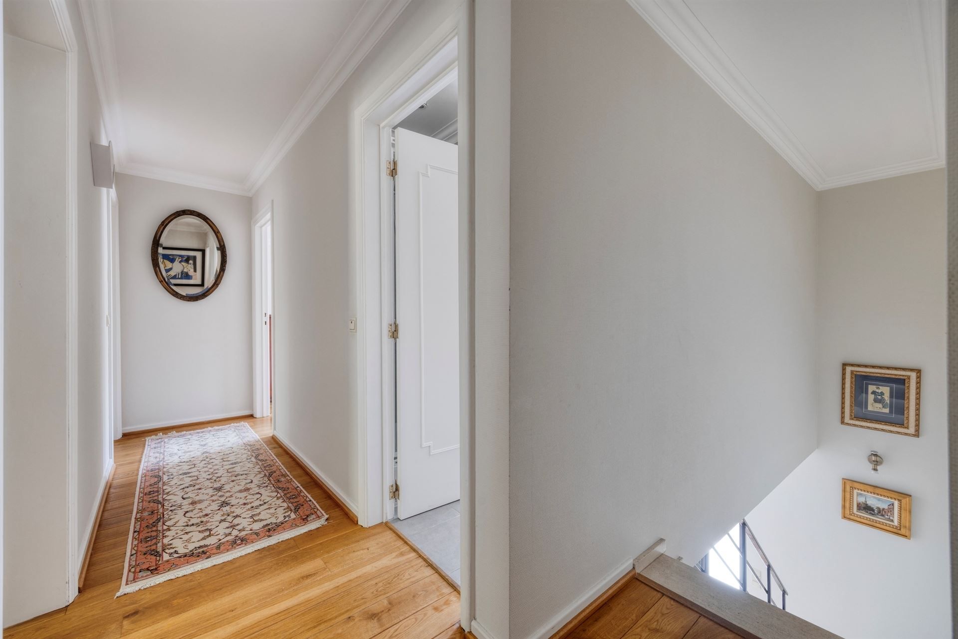 Prachtige charmante villa in rustige wijk foto 12