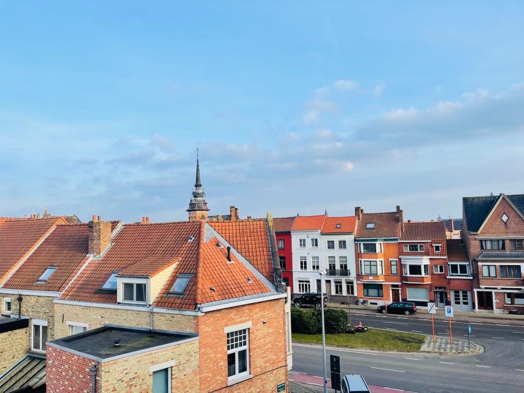 Kristus -Koning  Gezellig LICHTRIJK ENERGIEZUINIG appartement met 1 slaapkamer+ autostaanplaats in open lucht, LIFT in het gebouw. foto 6