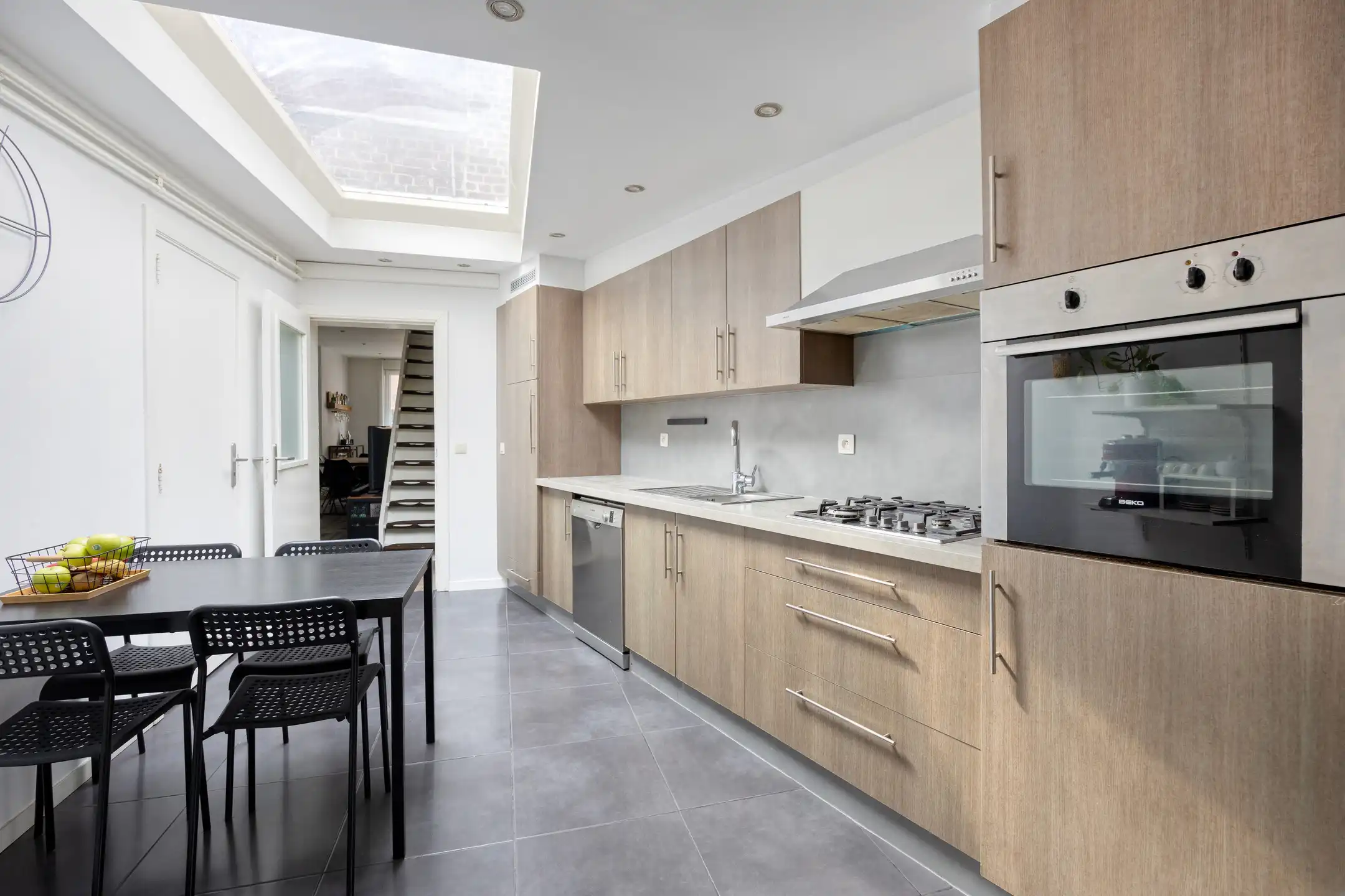 Instapklare woning met tuin op uitstekende locatie foto 7