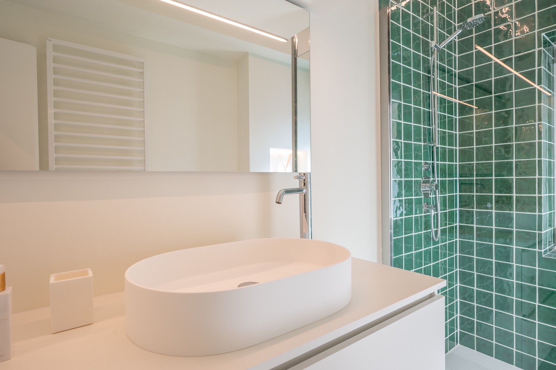 Stijlvol gerenoveerd appartement op topligging in Knokke foto 12