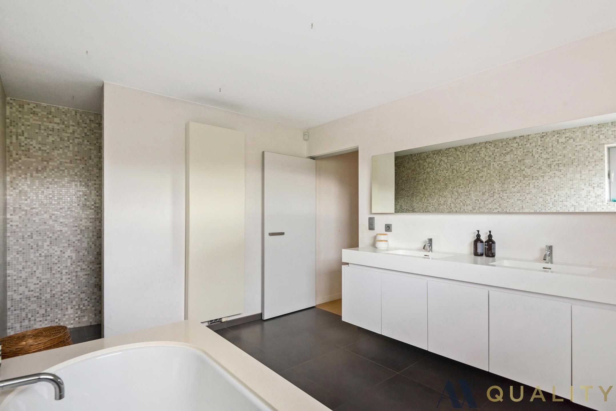 Moderne energiezuinige open bebouwing foto 16