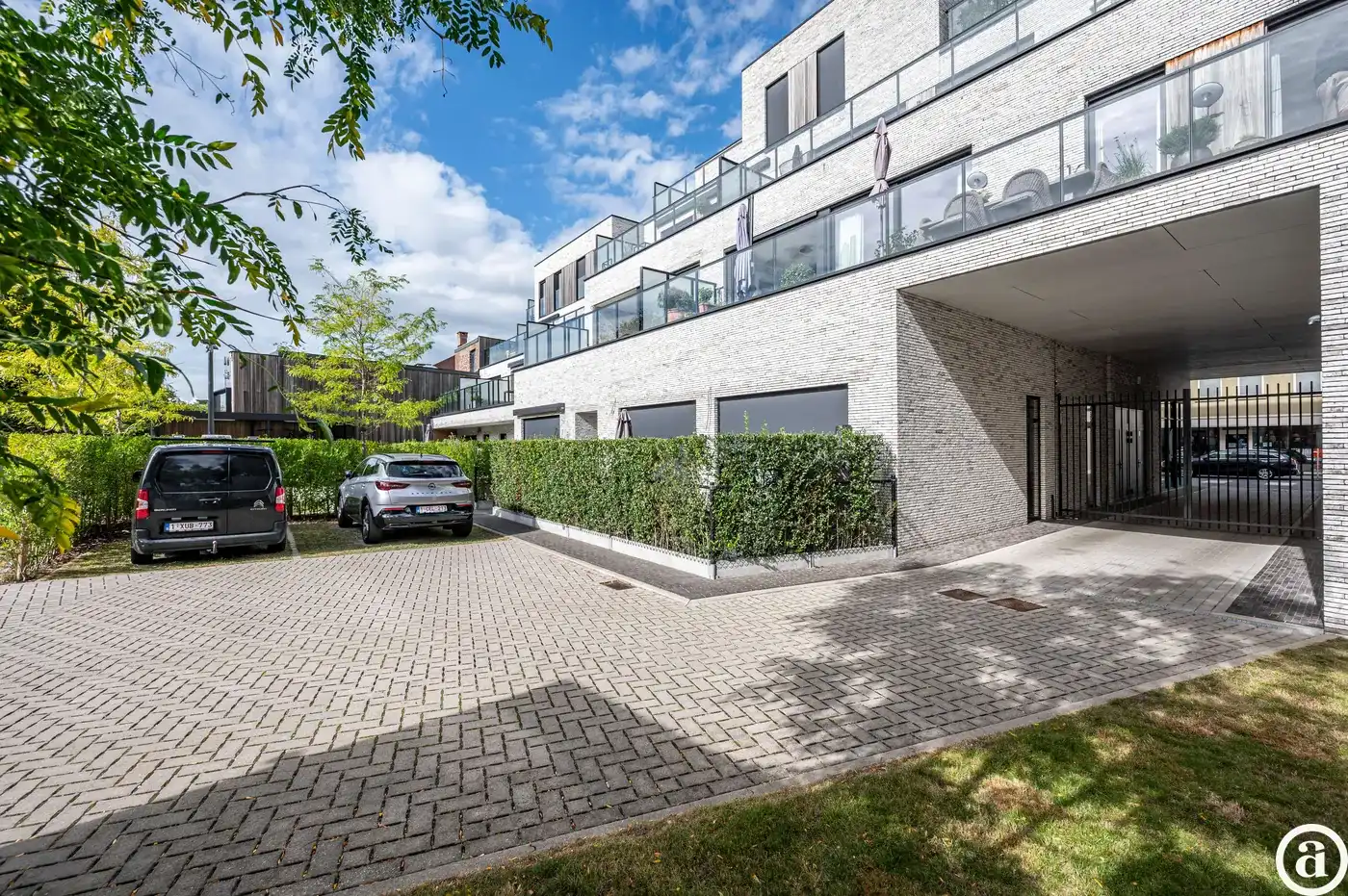 Recent appartement met groot terras, centrum Waregem [Stationsstraat]. foto 22