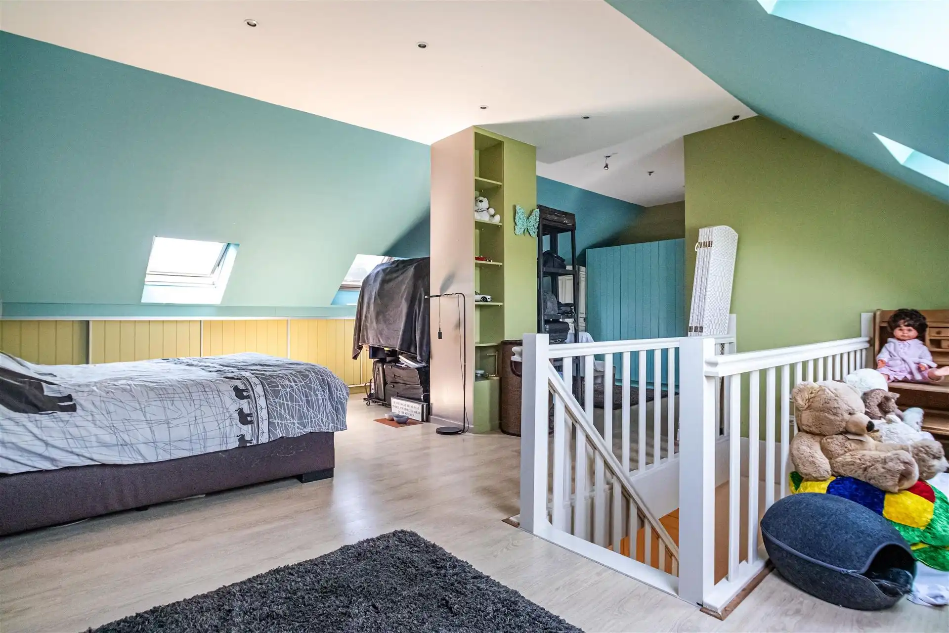Ruime villa met zwembad en panoramische vergezichten foto 28