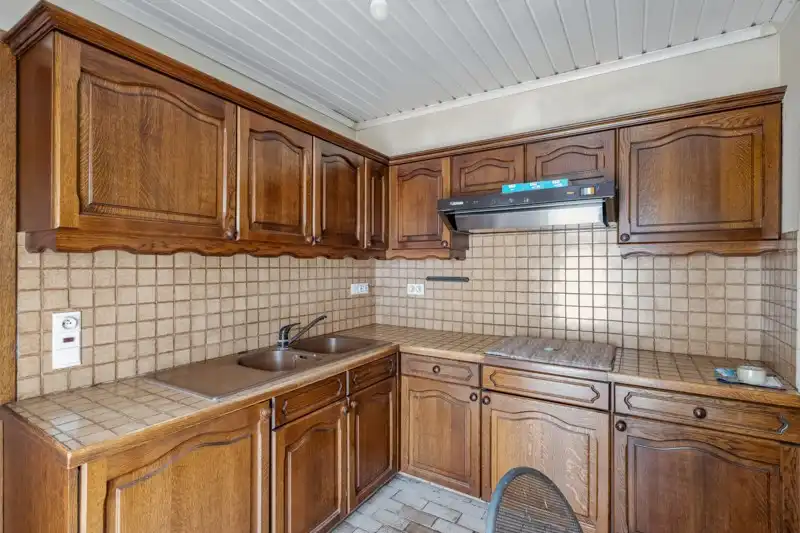 Ruime bungalow op 1.040 m² grond te Varsenare foto 4