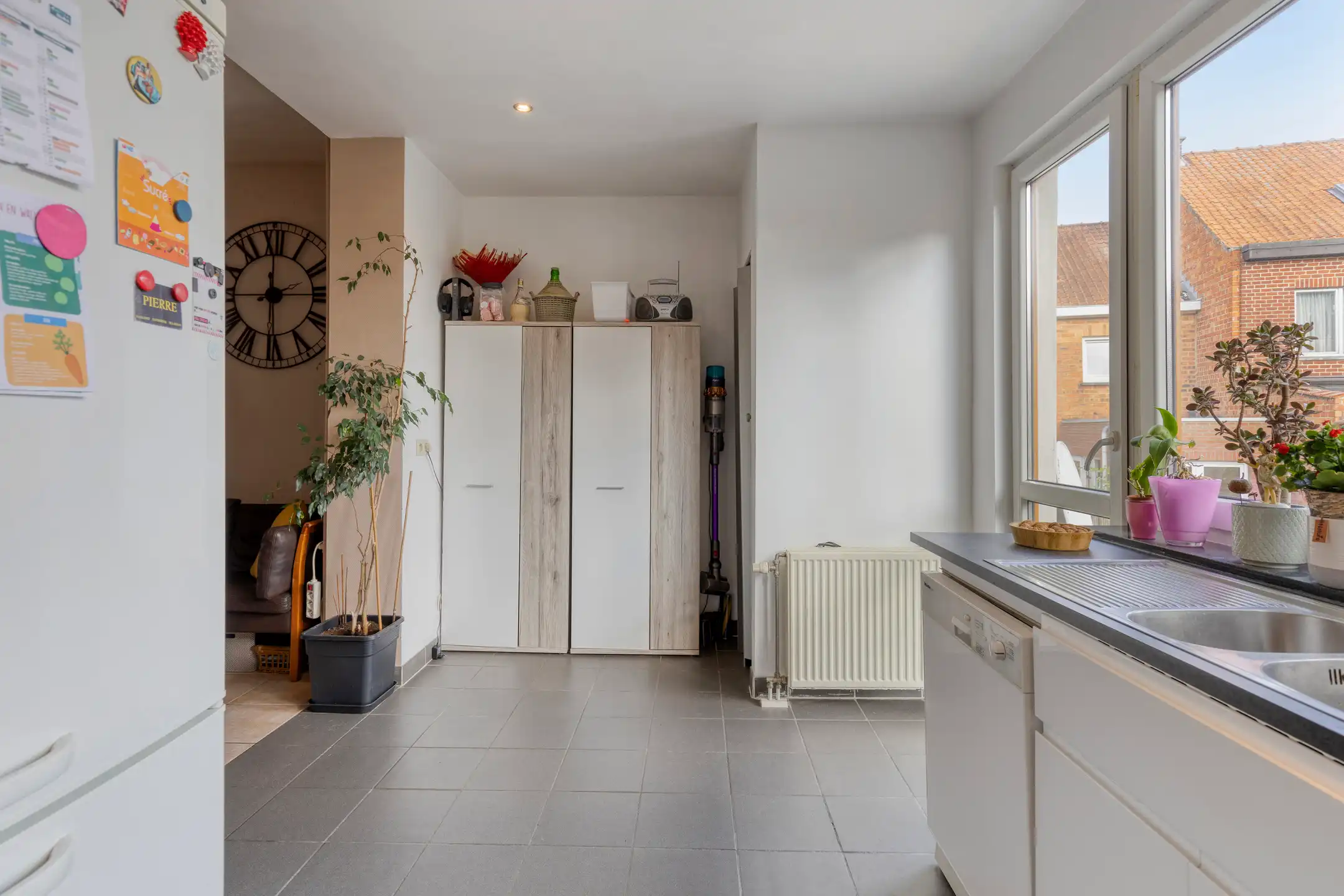 Gezellige woning 4 slpk, groot atelier 100m² en zonneterras foto 13