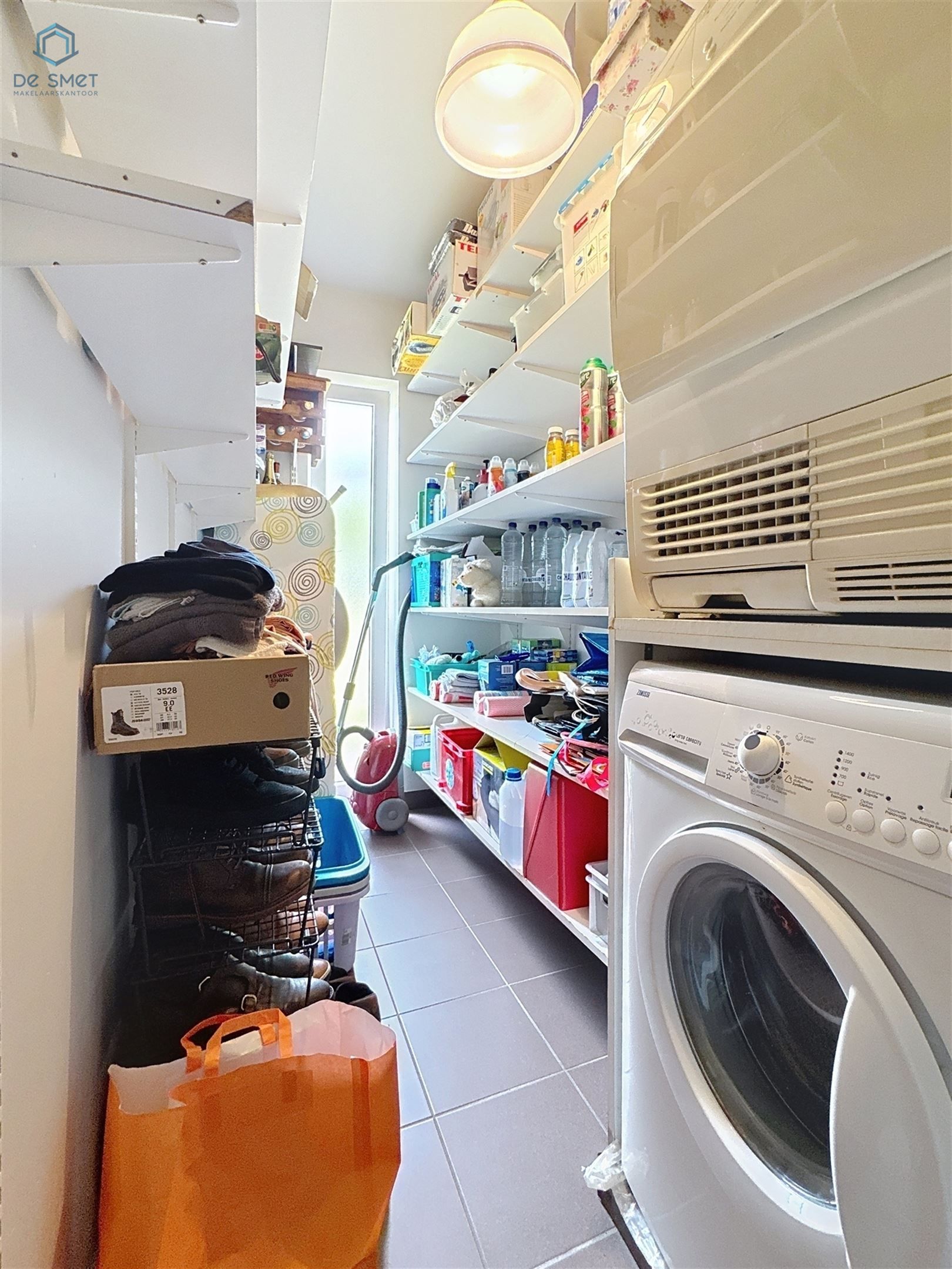 INSTAPKLARE WONING MET 4 SLKS OP EEN BOOGSCHEUT VAN CENTRUM ZOTTEGEM foto 11
