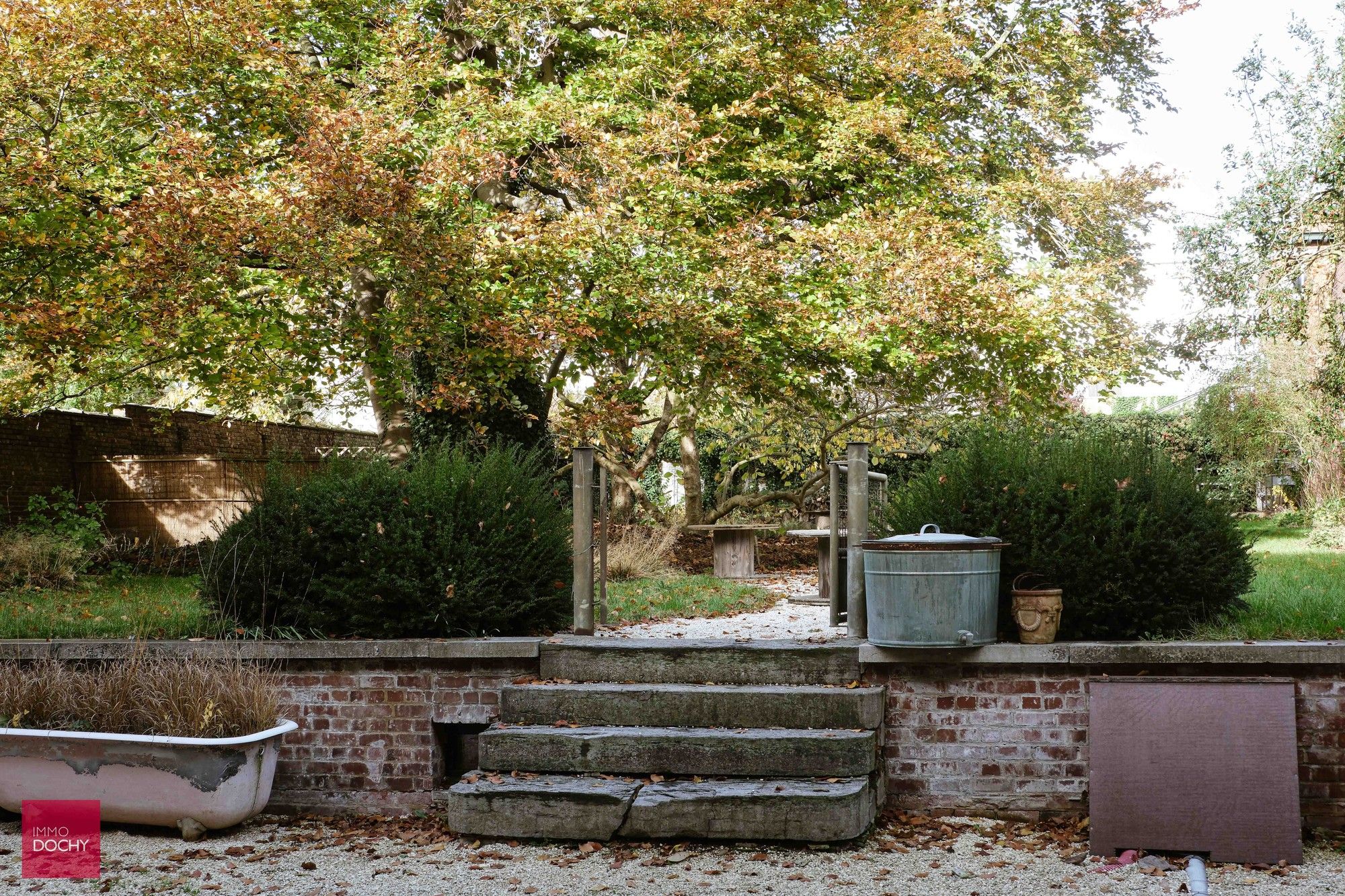Ruime gerenoveerde stadswoning met karakter foto 24