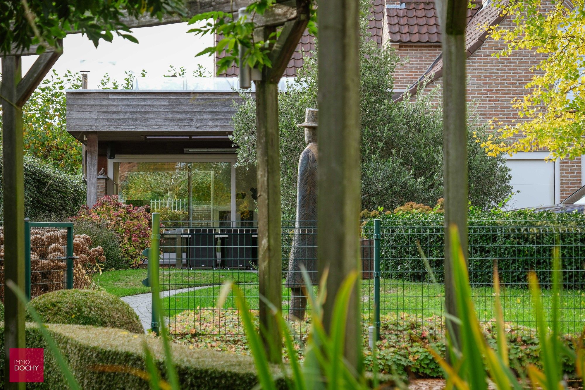 Standingvolle afgewerkte villa op rustige centrale ligging | doodlopend straatje foto 14